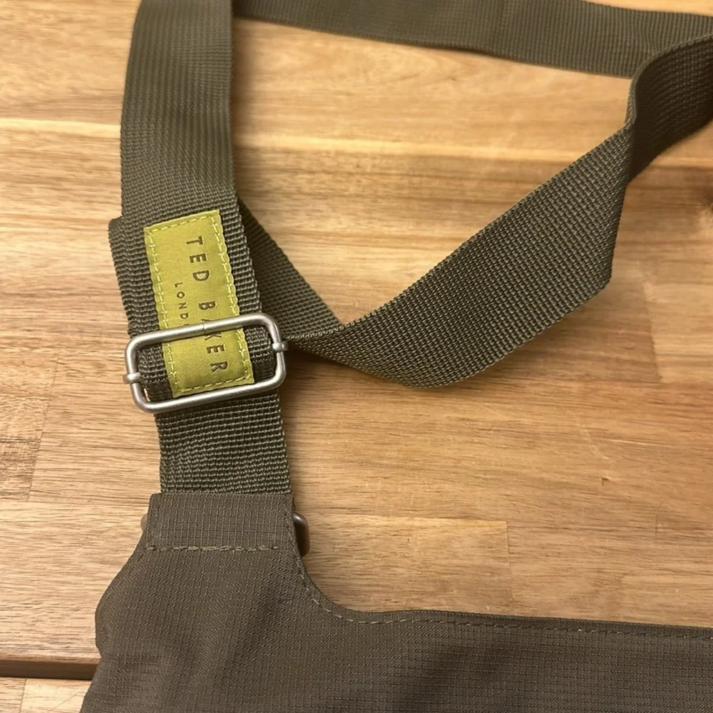 Ted Baker like new